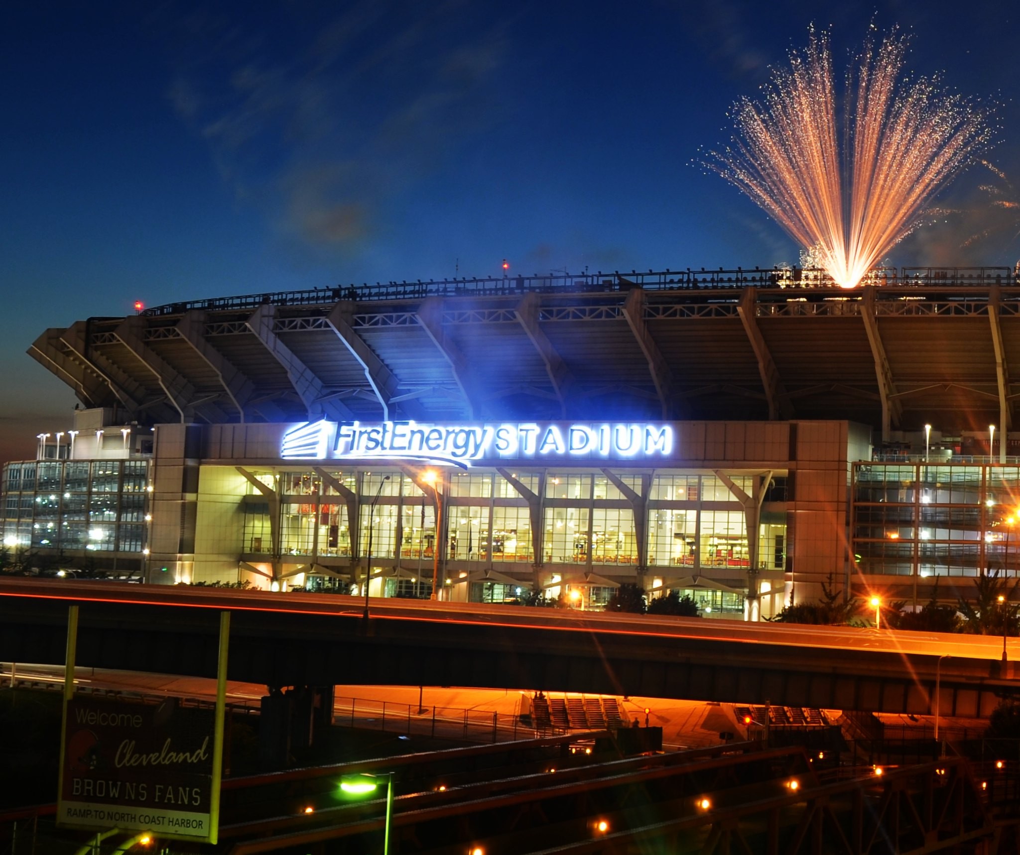 Cleveland council called on to remove FirstEnergy from Browns stadium