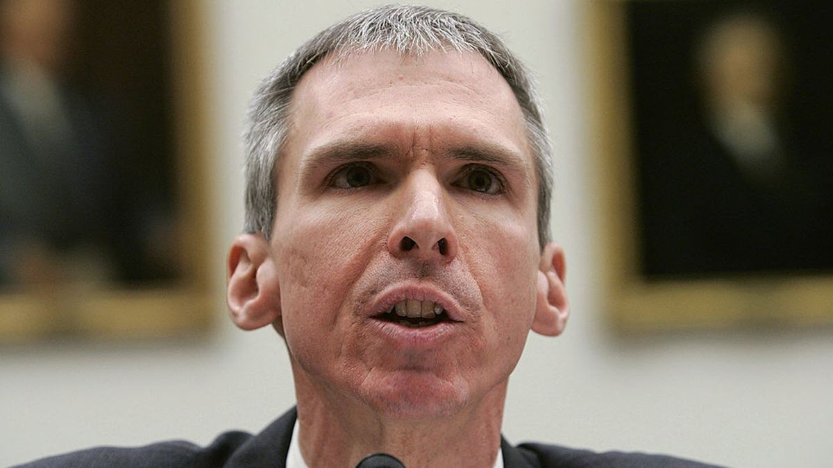 Facing a Green New Deal Backer, Lipinski Gets a Boost From Oil and Gas PACs