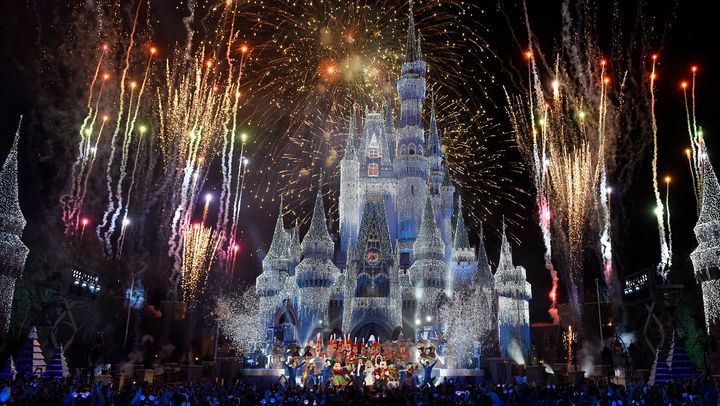 Disney Parks Presents a Disney Channel Holiday Celebration