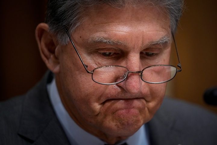 Manchin’s Proposal Cuts Campaign Finance and Ethics Reforms From S1
